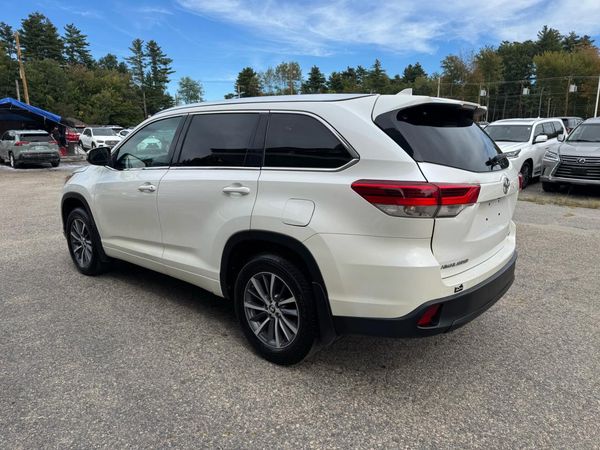2017 TOYOTA HIGHLANDER
