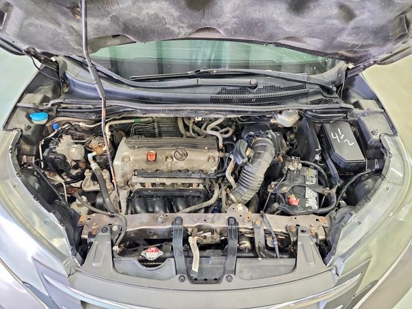 2013 HONDA CRV LX — Engine bay