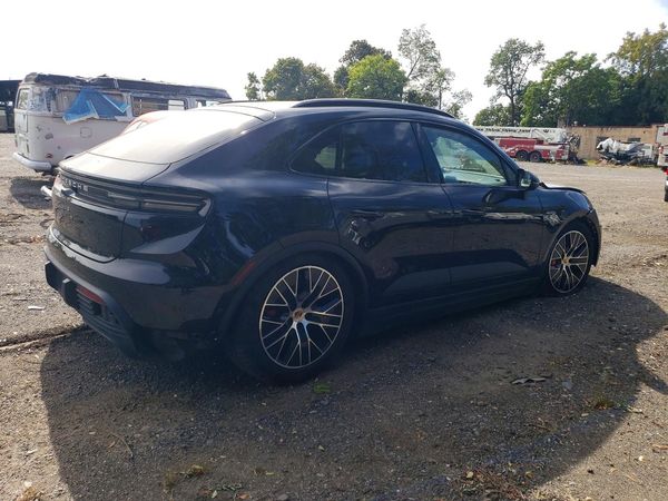 2025 PORSCHE MACAN — PSRA