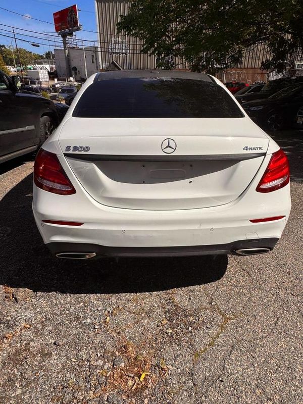 2017 MERCEDES-BENZ E E300-4M