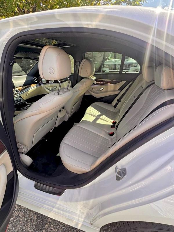 2017 MERCEDES-BENZ E E300-4M