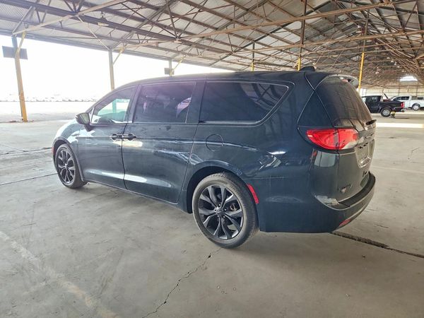 2020 CHRYSLER PACIFICA Touring — DSRA
