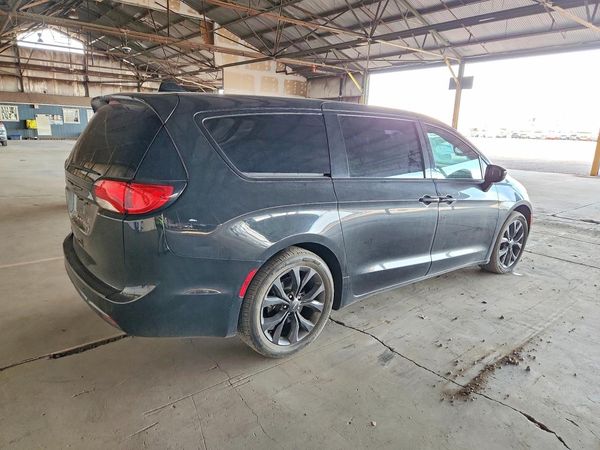 2020 CHRYSLER PACIFICA Touring — PSRA