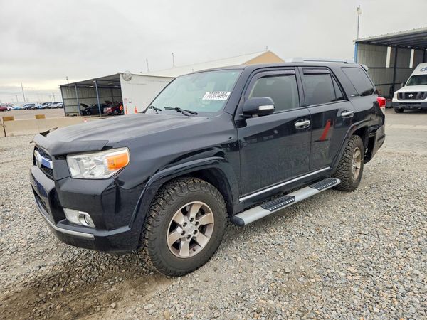 2012 TOYOTA 4RUNNER — Front 3/4