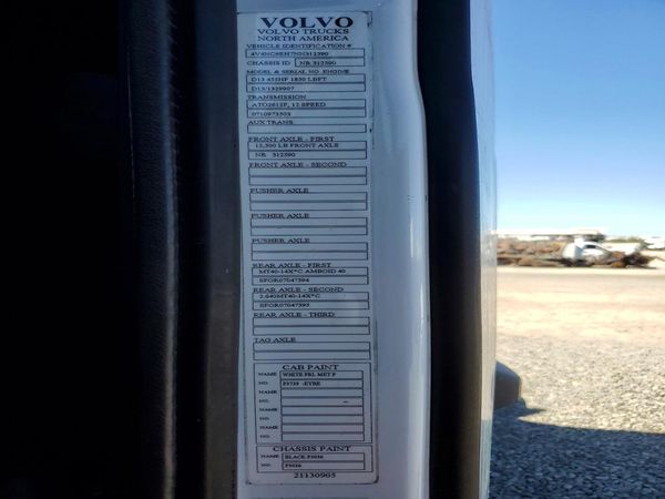2022 VOLVO VNL — VINS