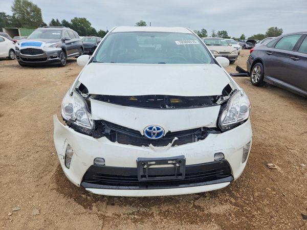 2014 TOYOTA PRIUS — DIRF