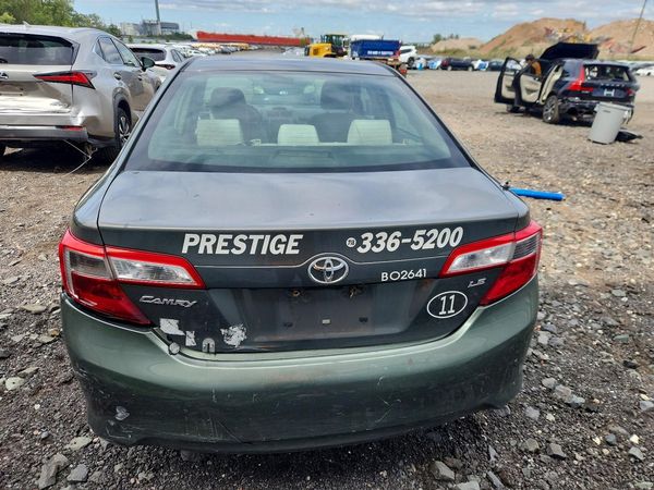 2014 TOYOTA CAMRY — DIRR