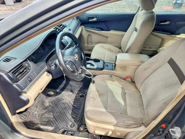 2014 TOYOTA CAMRY — DENT