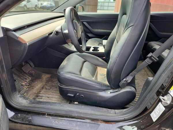 2021 TESLA MODEL 3 — DENT