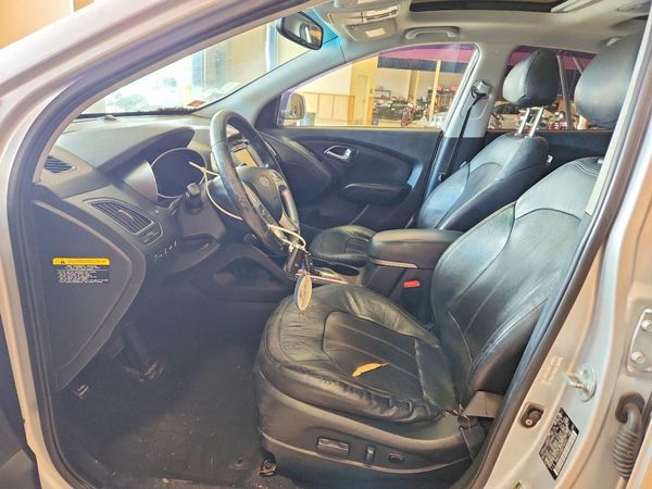 2013 HYUNDAI TUCSON — DENT