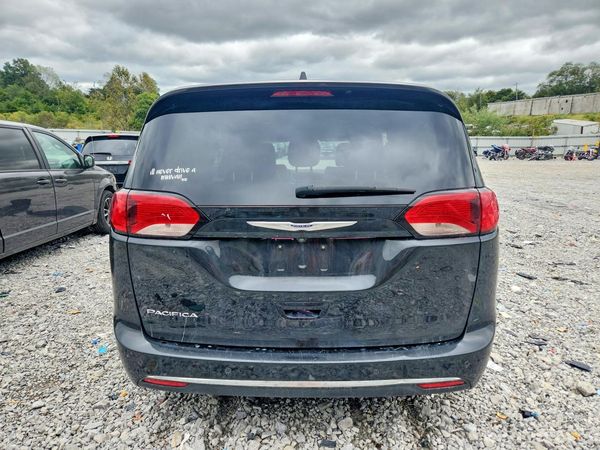 2019 CHRYSLER PACIFICA Touring L — DIRR