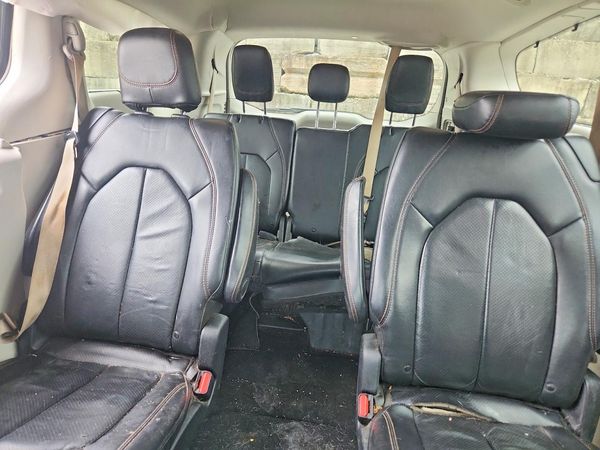 2019 CHRYSLER PACIFICA Touring L — SUVN