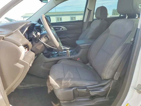 2018 CHEVROLET TRAVERSE L — DENT