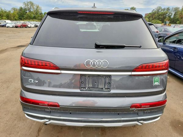 2022 AUDI Q7 quattro Premium Plus — DIRR