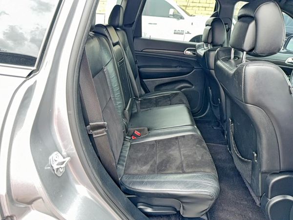 2018 JEEP GRAND CHEROKEE Laredo