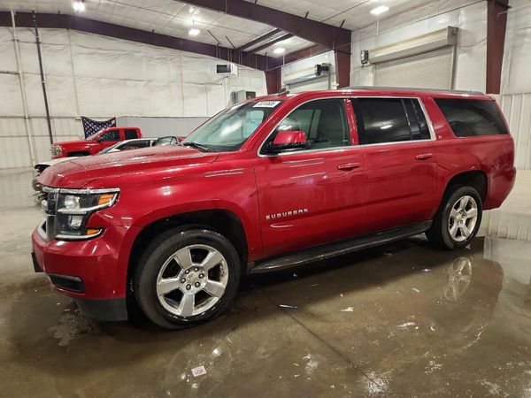 2015 CHEVROLET SUBURBAN LT — Front 3/4
