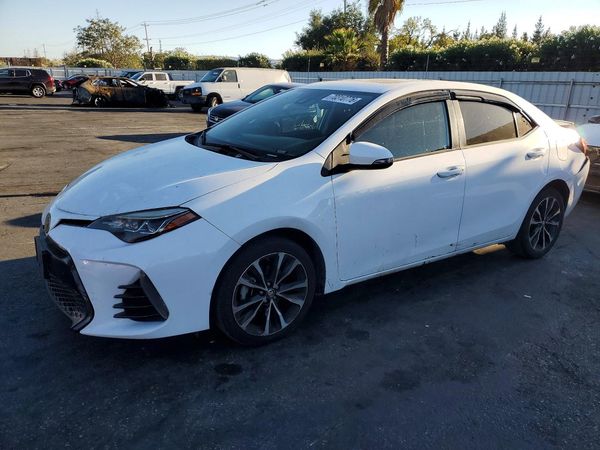 2018 TOYOTA COROLLA L/LE/SE/XLE/XSE — Front 3/4