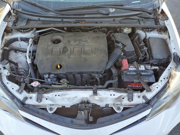 2018 TOYOTA COROLLA L/LE/SE/XLE/XSE — Engine bay