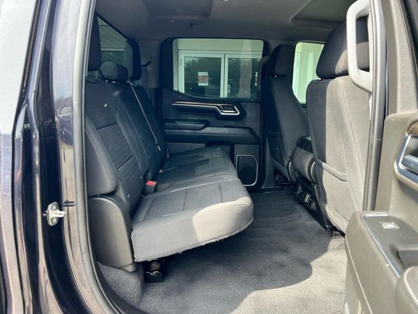 2022 CHEVROLET SILVERADO LT