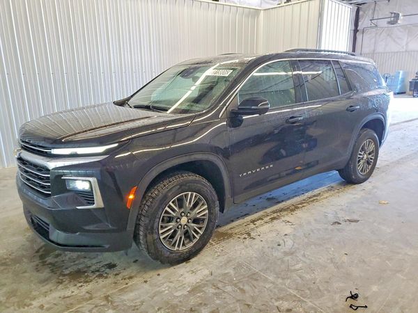 2024 CHEVROLET TRAVERSE LT — Front 3/4