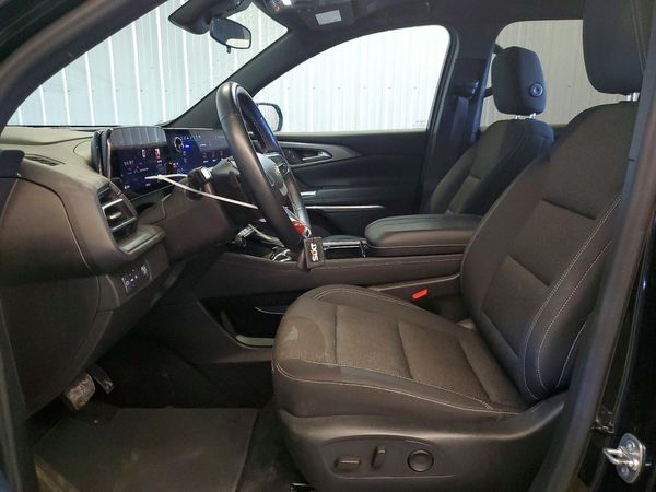2024 CHEVROLET TRAVERSE LT — DENT