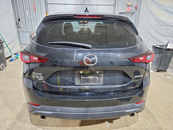 2023 MAZDA CX-5 Premium Package — DIRR