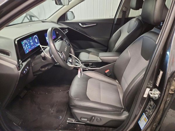 2023 KIA NIRO Wind — DENT