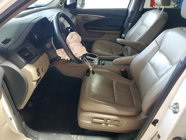 2016 HONDA PILOT EXL — DENT