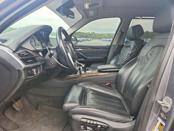2015 BMW X5 xDrive50i — DENT