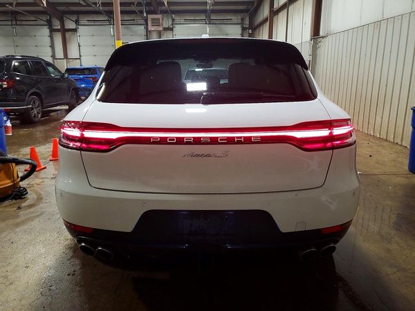 2021 PORSCHE MACAN S — DIRR