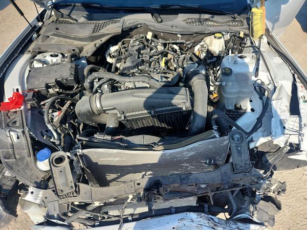 2024 FORD MUSTANG I4 — Engine bay