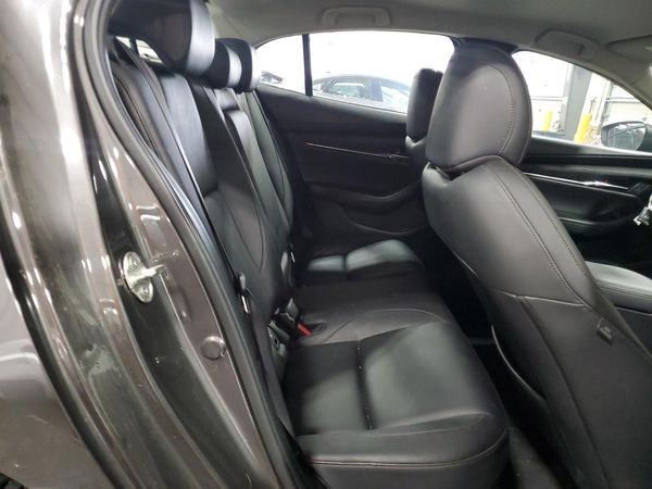 2019 MAZDA 3