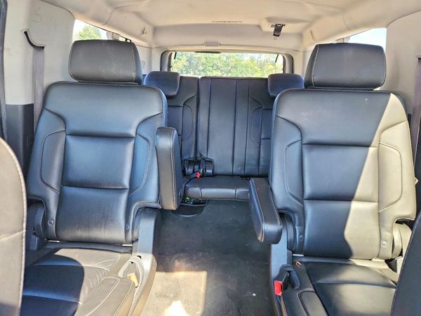 2015 CHEVROLET SUBURBAN LT — SUVN