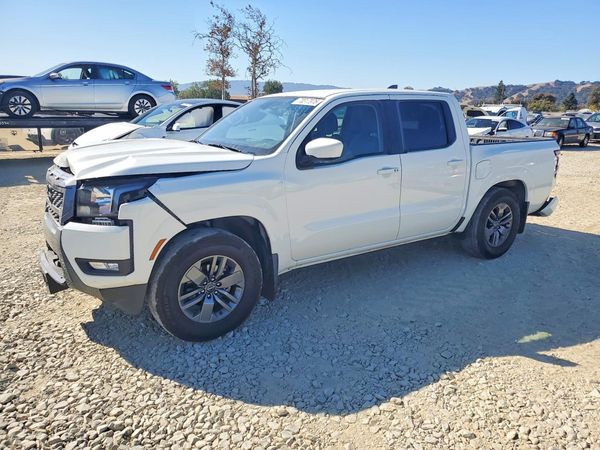 2025 NISSAN FRONTIER — DSFA — Front 3/4