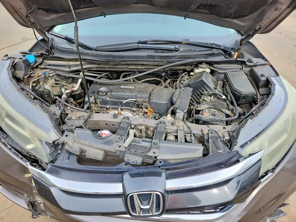2016 HONDA CRV SE — Engine bay