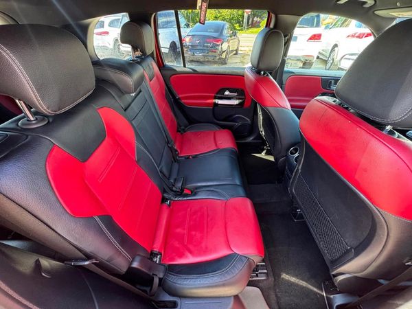 2022 MERCEDES-BENZ GLB GLB250