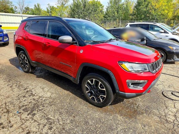 2020 JEEP COMPASS Trailhawk — Passenger 3/4