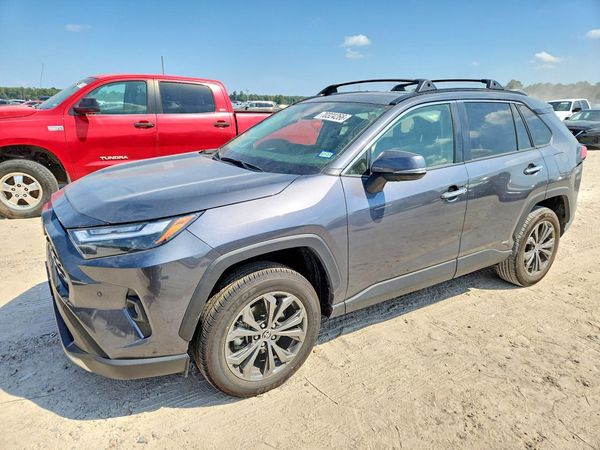 2025 TOYOTA RAV4 — DSFA — Front 3/4