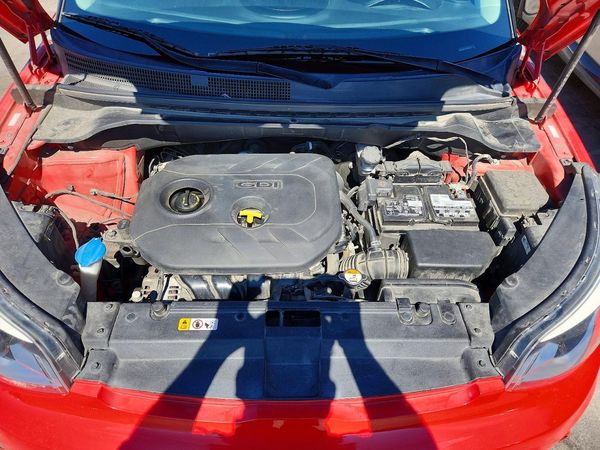 2018 KIA SOUL Plus — Engine bay