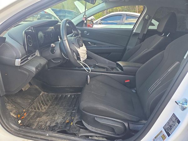 2026 HYUNDAI ELANTRA — DENT