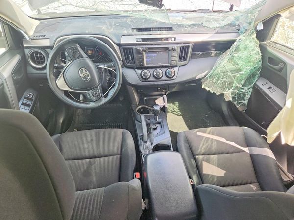 2017 TOYOTA RAV4 LE — CKPT