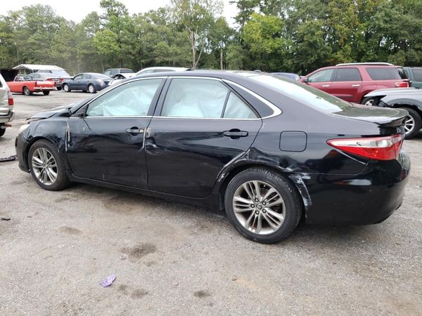 2016 TOYOTA CAMRY