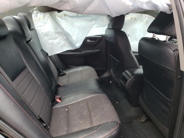 2016 TOYOTA CAMRY