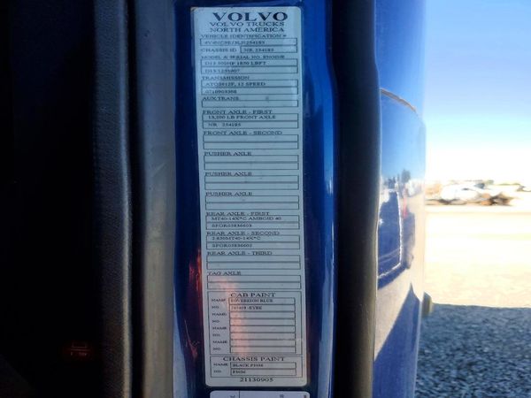 2020 VOLVO VNL — VINS