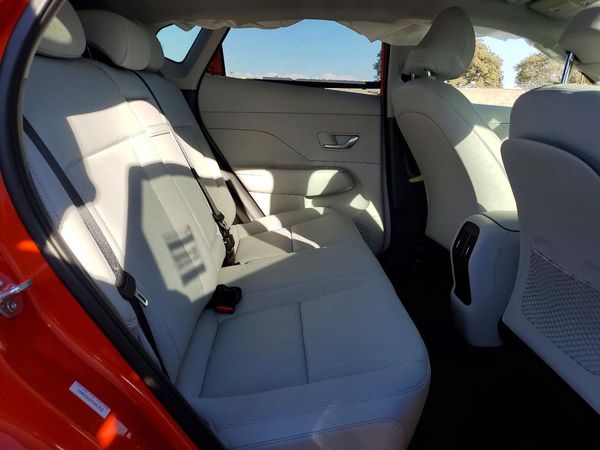 2026 HYUNDAI KONA SEL Premium — PSRS