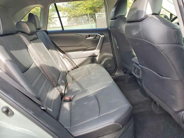 2021 TOYOTA RAV4 XLE Premium HV — PSRS
