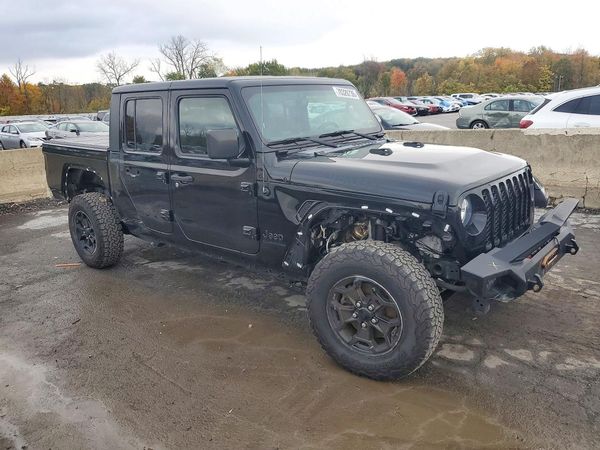 2021 JEEP GLADIATOR Sport — Passenger 3/4
