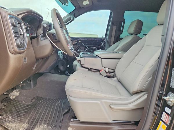 2019 CHEVROLET SILVERADO LT — DENT