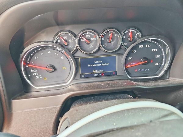 2019 CHEVROLET SILVERADO LT — ODOM