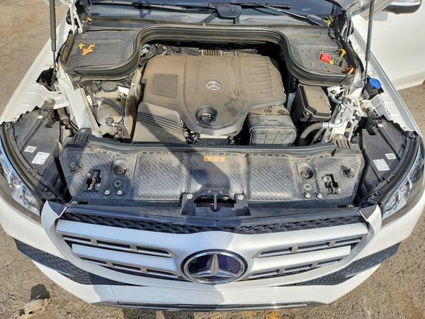 2020 MERCEDES-BENZ GLS GLS450-4M — Engine bay